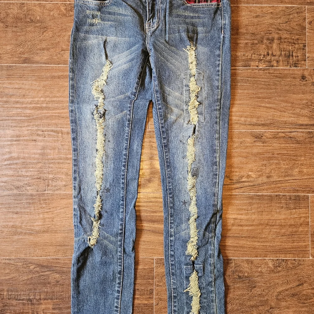 Women's Black Crystal Distressed Jeans Juniors 7 30x31 - Picture 2 of 8
